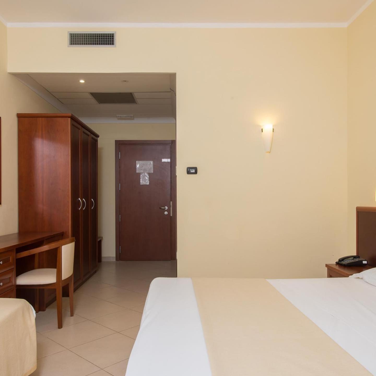 Hotel Orchidea Blu San Menaio Exterior foto